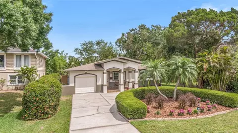 3518 Bayshore Blvd NE, Saint Petersburg, FL 33703