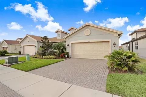 4735 Avila Lakes Dr, Wimauma, FL 33598