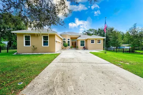 8915 Pinecrest Dr, Lakeland, FL 33809