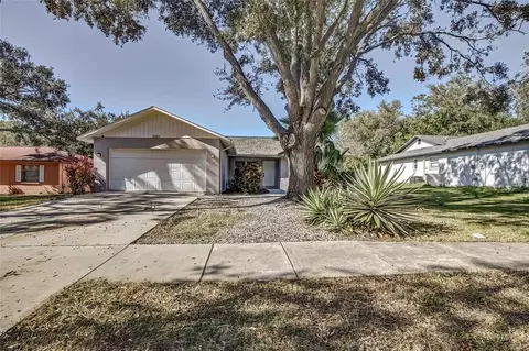 2042 Ridgelane Rd, Clearwater, FL 33755
