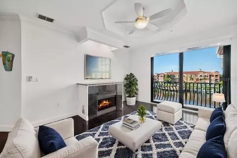 2746 Via Tivoli #135B, Clearwater, FL 33764