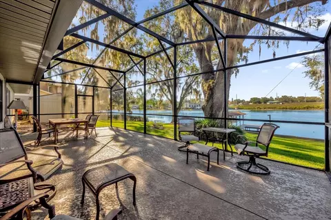 509 E Lakeshore Dr, Ocoee, FL 34761