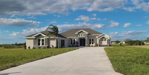 5111 Lake Toscana Dr, Wimauma, FL 33598