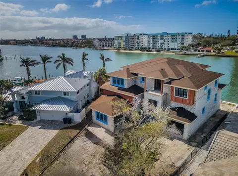 1275 81st St S, Saint Petersburg, FL 33707