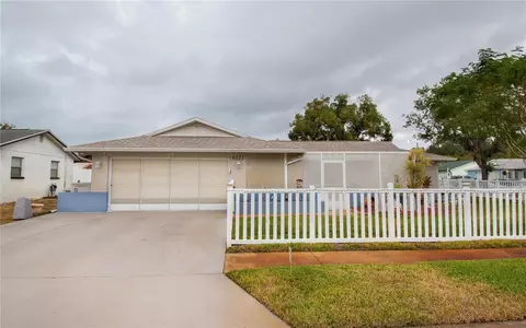 6321 Staunton Dr, Holiday, FL 34690