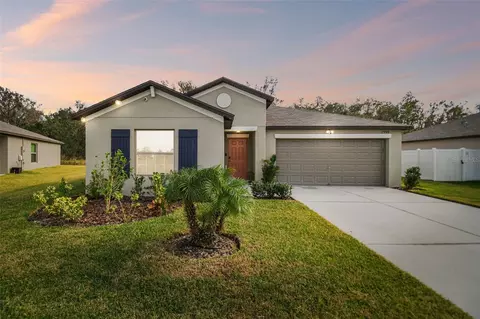 2950 Lytton Hall Dr, Zephyrhills, FL 33540