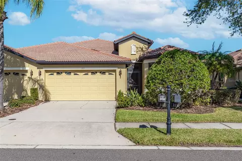 225 Mystic Falls Dr, Apollo Beach, FL 33572