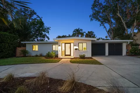 208 Mehlenbacher Rd, Belleair, FL 33756
