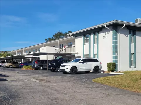 7750 92nd St #208, Seminole, FL 33777