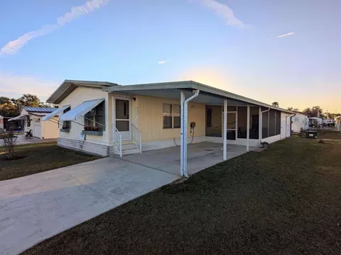 5245 Seville Dr, Zephyrhills, FL 33541