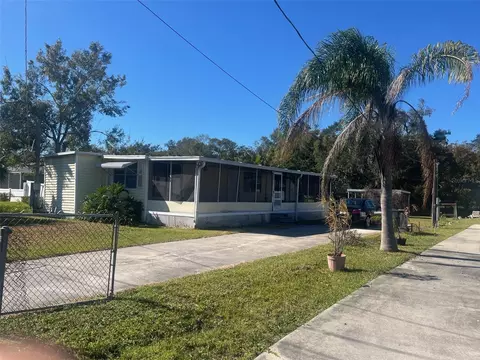 8609 Parkway Cir, Riverview, FL 33569