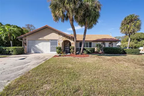 15933 Adobe Dr, Hudson, FL 34667