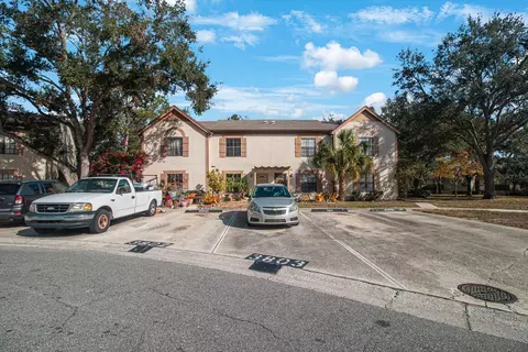 3802 Brigadoon Cir, Clearwater, FL 33759