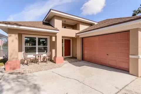 8049 Hutchinson Dr, New Port Richey, FL 34653