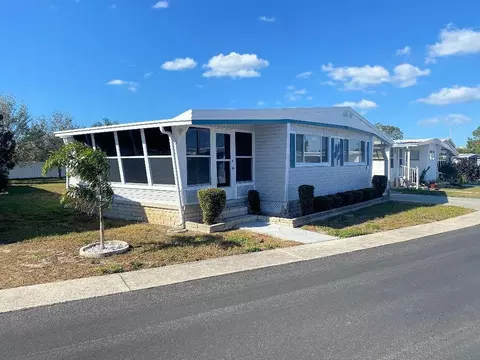 54 Pindo Palm St W, Largo, FL 33770