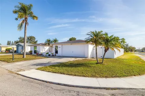 1740 Sprint Ln, Holiday, FL 34691