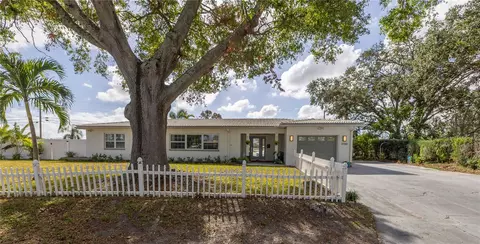 3700 27th Ave N, Saint Petersburg, FL 33713