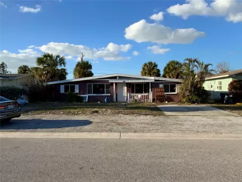 415 86th Ave, Saint Pete Beach, FL 33706
