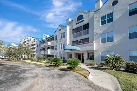 2323 Feather Sound Dr #310, Clearwater, FL 33762