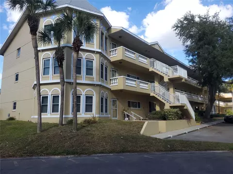 2220 Spanish Dr #10, Clearwater, FL 33763