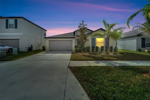 6934 King Creek Dr, Sun City Center, FL 33573