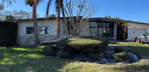 112 Windward Is, Clearwater Beach, FL 33767