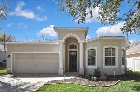 12119 Hunters Lake Dr, New Port Richey, FL 34654