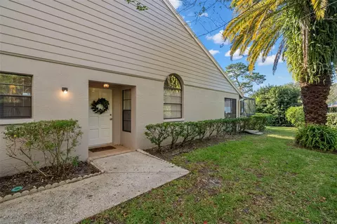 5577 Salem Square Dr N, Palm Harbor, FL 34685