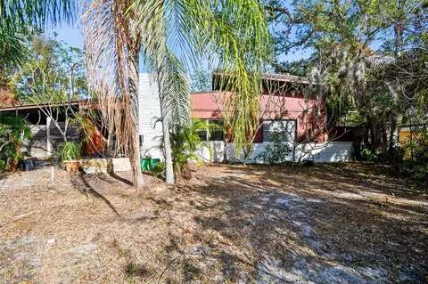525 Jasmine Way S, Saint Petersburg, FL 33705