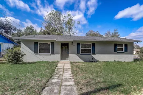 718 Kensington St, Eustis, FL 32726 photo 1