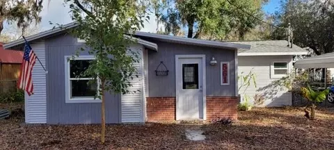 861 Cr 485a, Lake Panasoffkee, FL 33538
