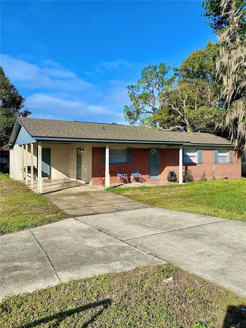 1001 N Park Rd, Plant City, FL 33563