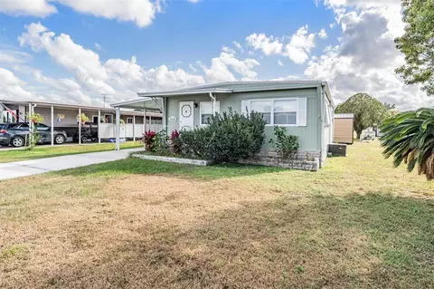 36738 Beth Ave, Zephyrhills, FL 33542