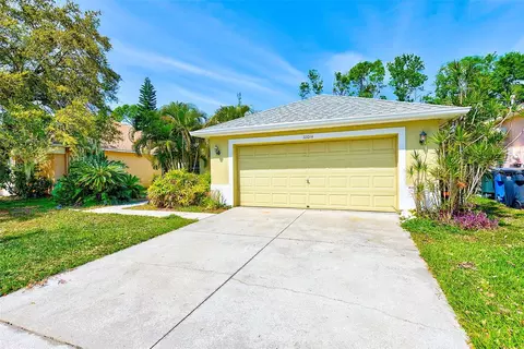 10014 Cannon Dr, Riverview, FL 33578 photo 1