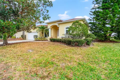11032 Lynn Lake Cir, Tampa, FL 33625