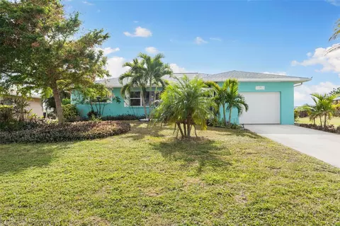 196 Annapolis Ln, Rotonda West, FL 33947
