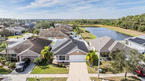 10763 Standing Stone Dr, Wimauma, FL 33598