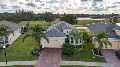 1847 Pacific Dunes Dr, Sun City Center, FL 33573
