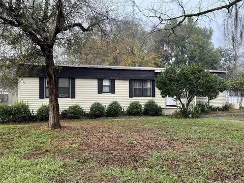 3728 NE 59th Ave, Silver Springs, FL 34488