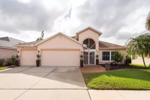 7612 Nottinghill Sky Dr, Apollo Beach, FL 33572