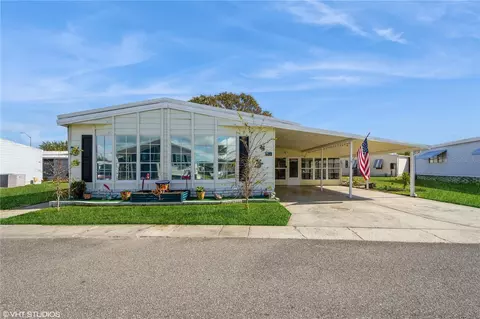 233 Tarpon Ln, Oldsmar, FL 34677
