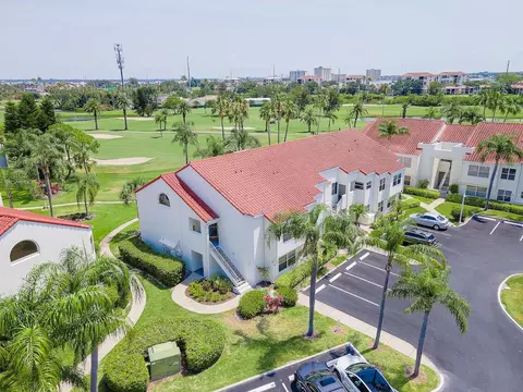 6059 Bahia Del Mar Blvd #233, Saint Petersburg, FL 33715
