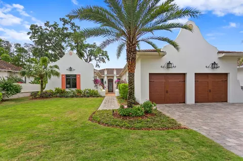 16920 Villalagos De Avila, Lutz, FL 33548