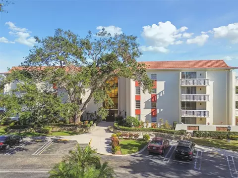 2650 Pearce Dr #301, Clearwater, FL 33764