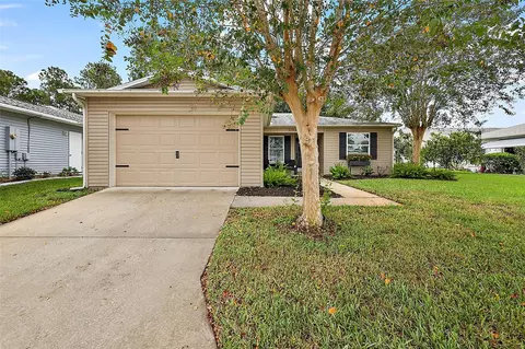 32904 Enchanted Oaks Ln, Leesburg, FL 34748