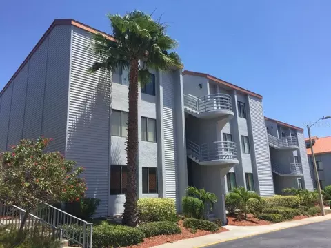 557 Pinellas Bayway S #201, Saint Petersburg, FL 33715