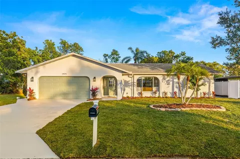 2805 67th St W, Bradenton, FL 34209