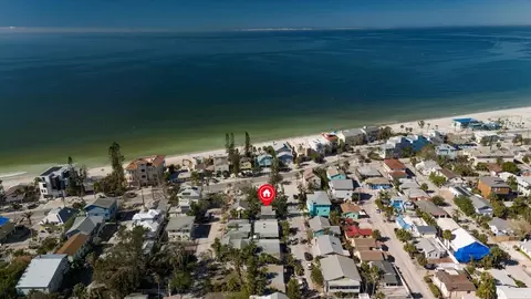 115 86th Ter, Treasure Island, FL 33706