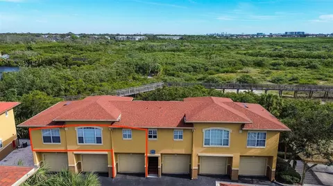 4327 Bayside Village Dr #202, Tampa, FL 33615