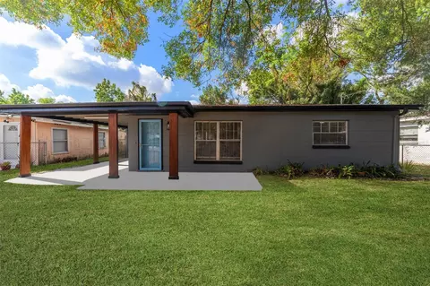 10206 Lola St, Tampa, FL 33612
